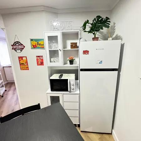 Apartament Manurodri *
